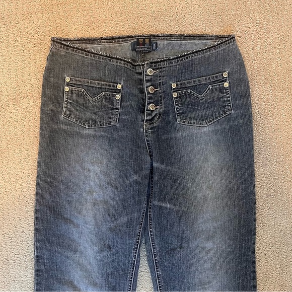 Y2K Garage Low Flared Rise Jeans - Picture 3 of 8